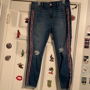Hollister size 15 jeans with side design